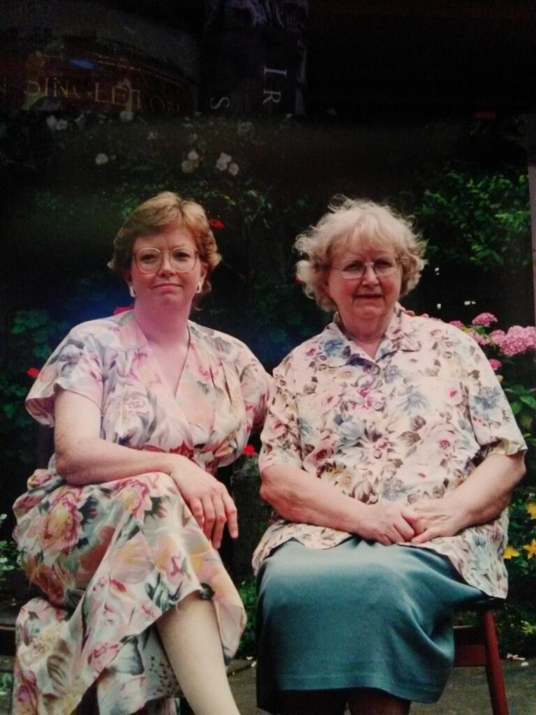 Rose Anne Connolly , b. 1914 and her daughter, Marie, b. 1952