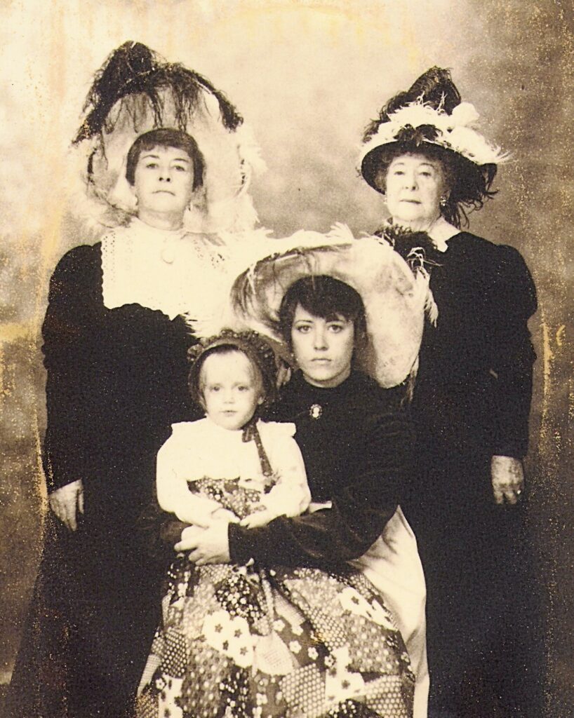4 Generations 1976